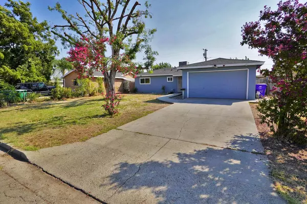 1108 Millwood DR, Sanger, CA 93657