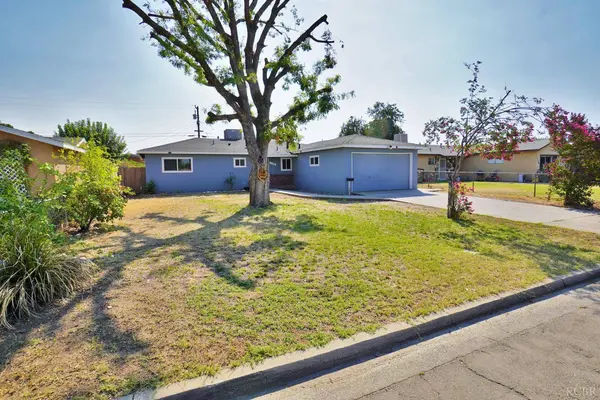 1108 Millwood Drive, Sanger, CA 93657