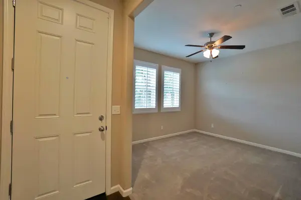 1795 W Van Gogh Way, Hanford, CA 93230