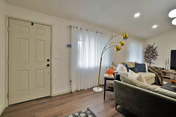 629 Neville ST, Hanford, CA 93230