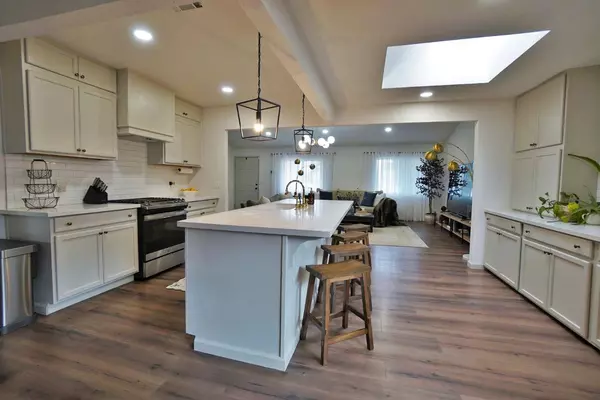 629 Neville ST, Hanford, CA 93230