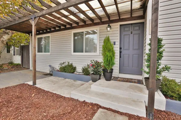 629 Neville Street, Hanford, CA 93230