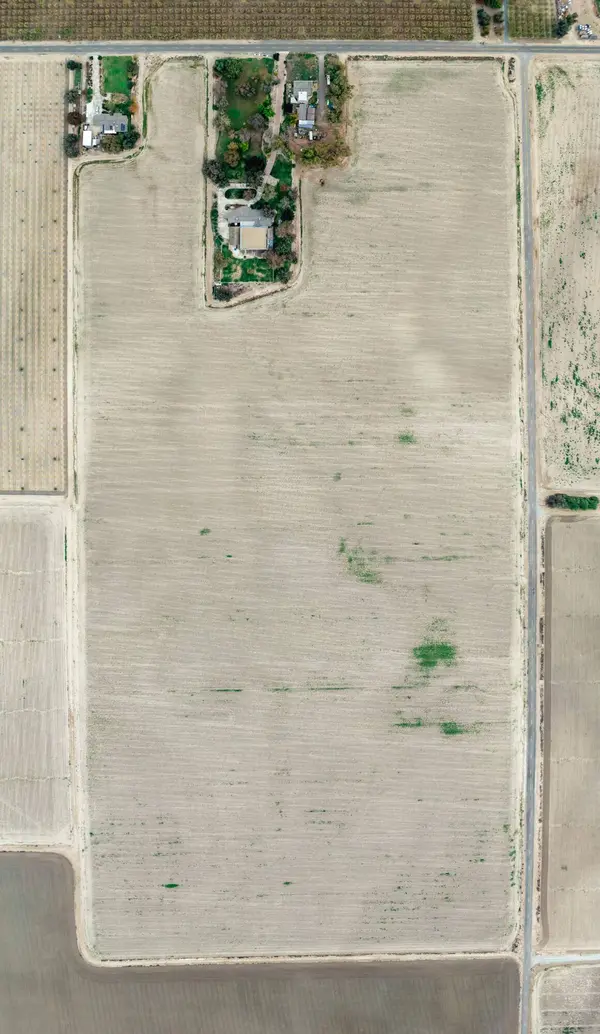 9368 22nd Avenue, Lemoore, CA 93245