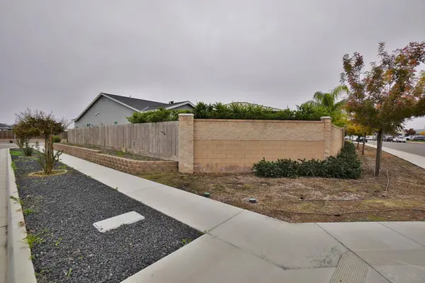 1962 N Sherman Street, Hanford, CA 93230