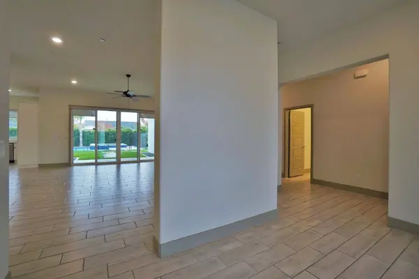 1962 N Sherman ST, Hanford, CA 93230
