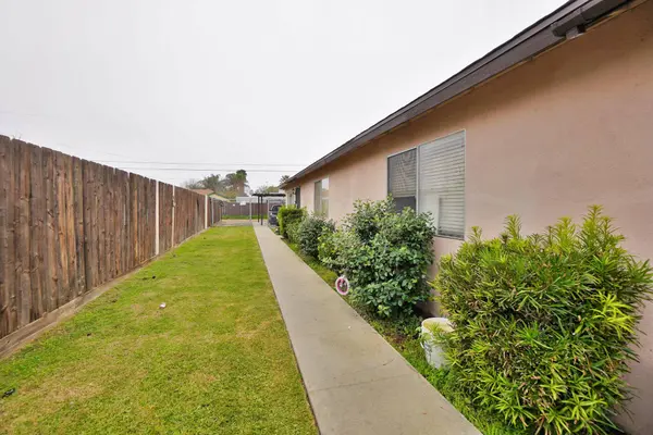 501 E Florinda Street, Hanford, CA 93230