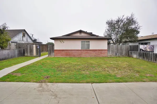 501 E Florinda Street, Hanford, CA 93230