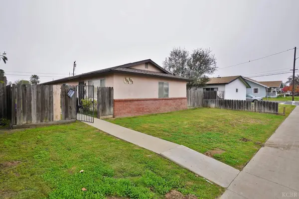 501 E Florinda Street E, Hanford, CA 93230
