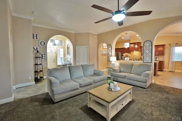 3308 W Terry Avenue W, Riverdale, CA 93656