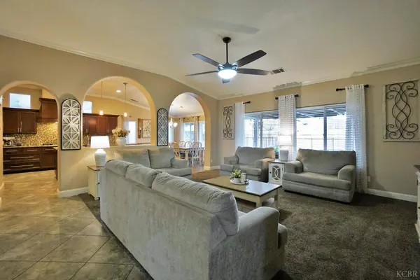 3308 W Terry Avenue W, Riverdale, CA 93656