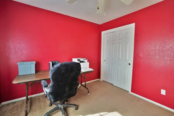 816 Euclid Drive, Hanford, CA 93230