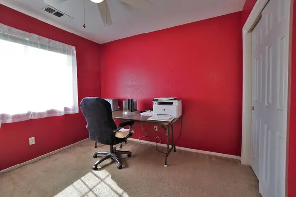 816 Euclid Drive, Hanford, CA 93230