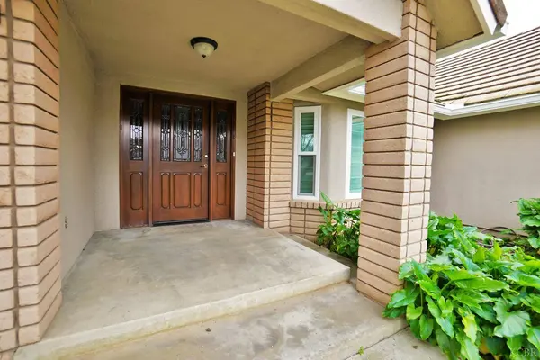 742 W Ellery Avenue, Clovis, CA 93612