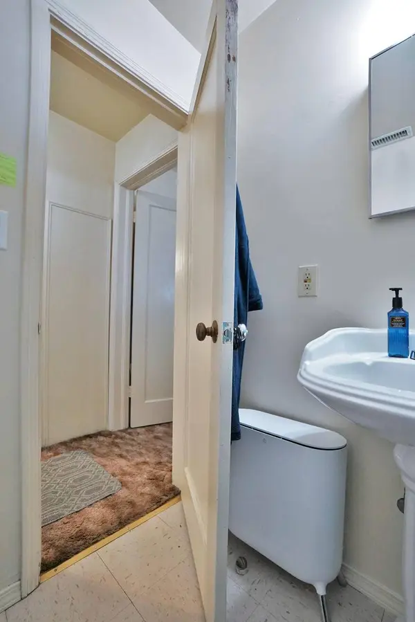 605 E Myrtle Street, Hanford, CA 93230