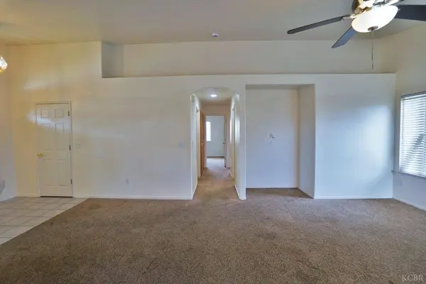 950 Geneva Drive, Lemoore, CA 93245