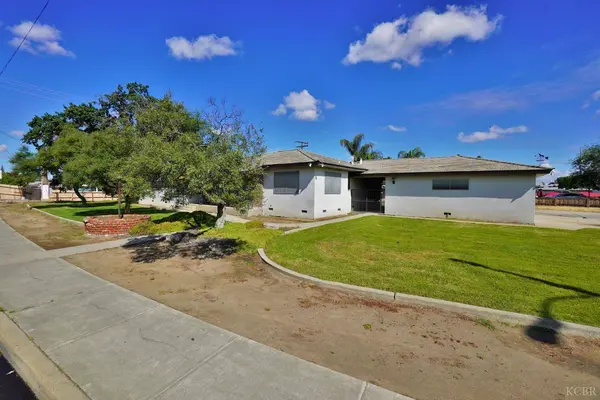 842 E Florinda Street, Hanford, CA 93230