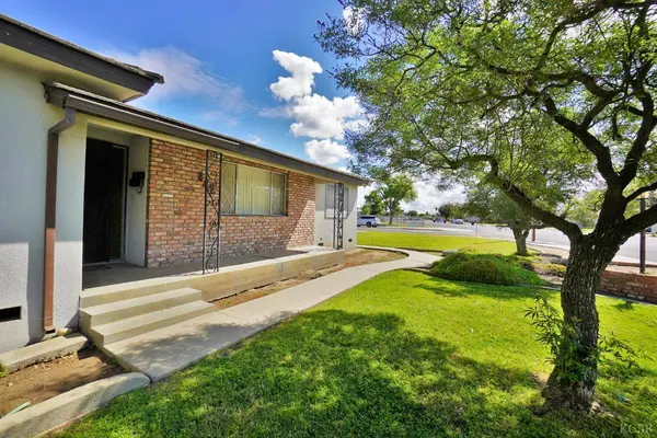 842 E Florinda Street, Hanford, CA 93230