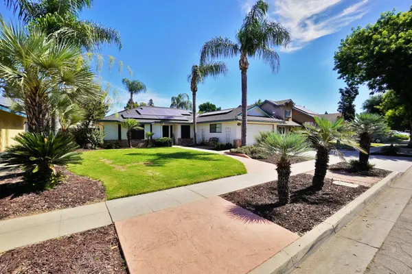 5823 E Washington Avenue, Fresno, CA 93727