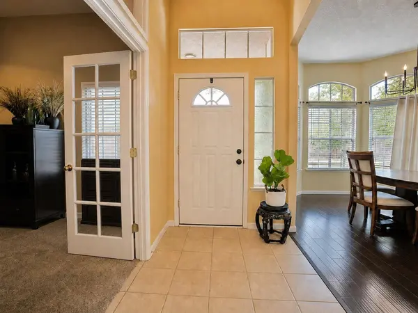 1059 W Julia WAY, Hanford, CA 93230