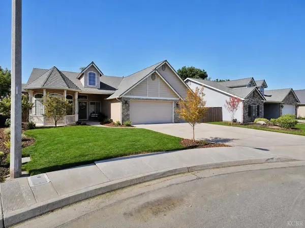 1059 W Julia WAY W, Hanford, CA 93230