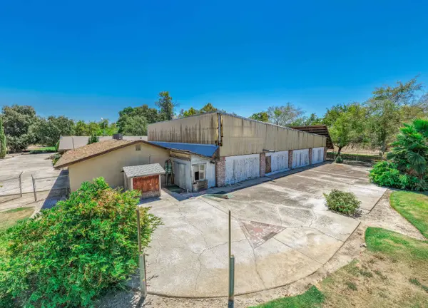 9356 22nd Avenue, Lemoore, CA 93245