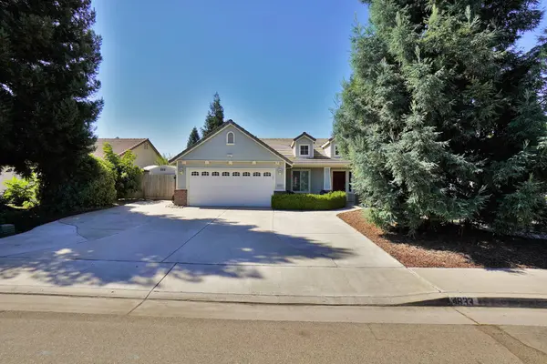 4833 W Ashland Avenue, Visalia, CA 93277