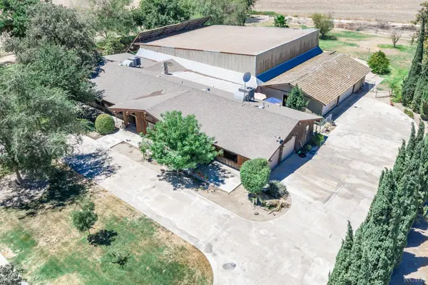 9356 22nd AVE, Lemoore, CA 93245