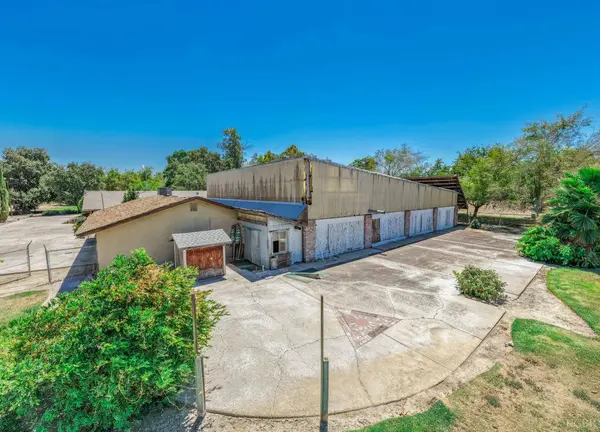 9356 22nd AVE, Lemoore, CA 93245