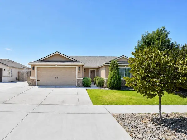 2323 Vineyard CT