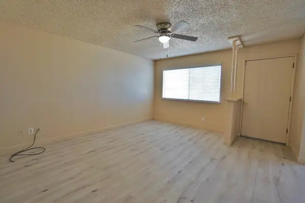 905 E Florinda Street, Hanford, CA 93230