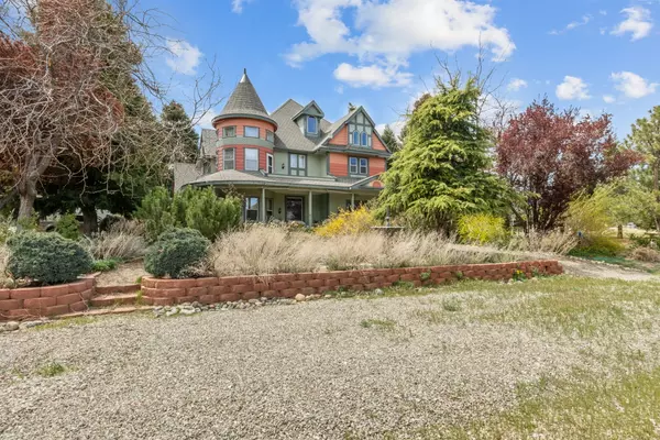 1015 Lorsch St, Frazier Park, CA 93225-9506