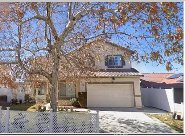 36453 Rodeo, Palmdale, CA 93552