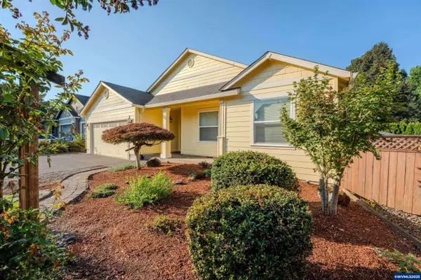 2514 Baines Bl, Hubbard, OR 97032