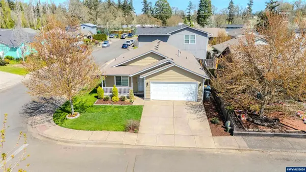 910 Kauai St SE SE, Salem, OR 97317