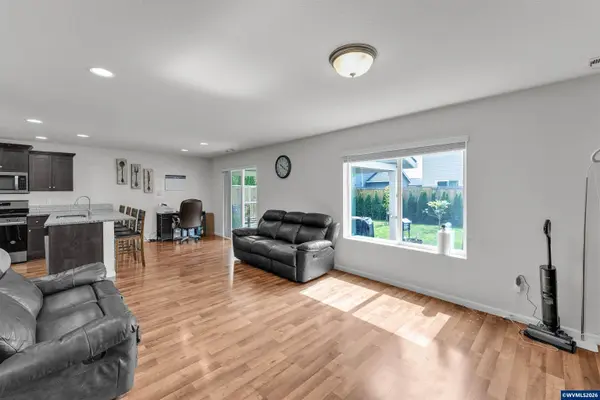 4940 Skylab Av NE, Salem, OR 97305