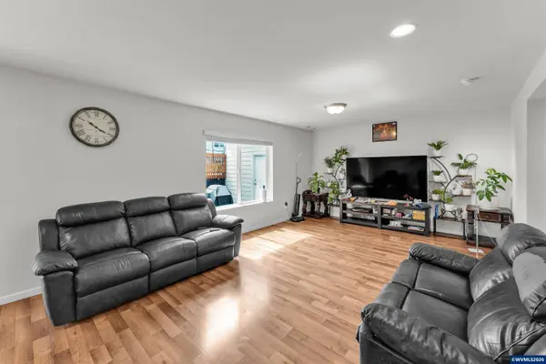 4940 Skylab Av NE, Salem, OR 97305