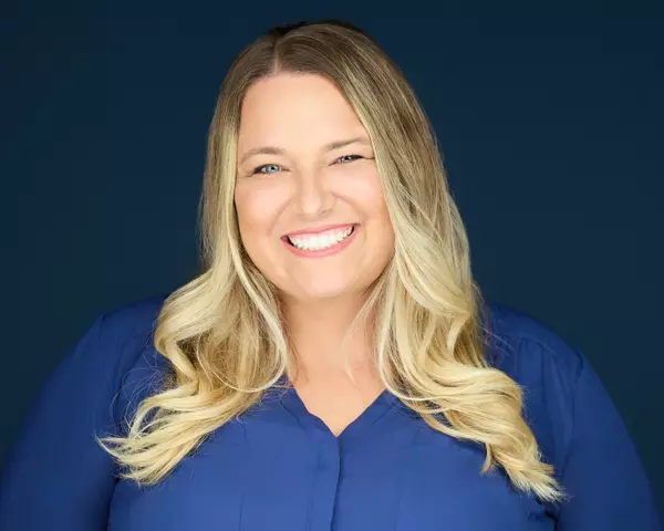 Meet Jessica Lam: Your Realtor in Irvine and Huntington Beach