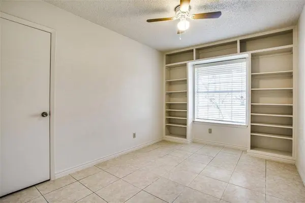 700 Kings Row, Denton, TX 76209