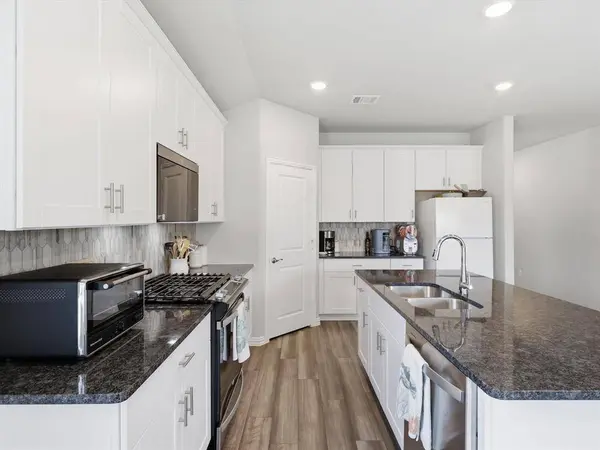 410 Dempsey Drive, Princeton, TX 75071