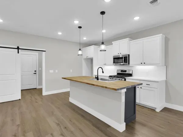 4905 Sweetbay Road, Sherman, TX 75092