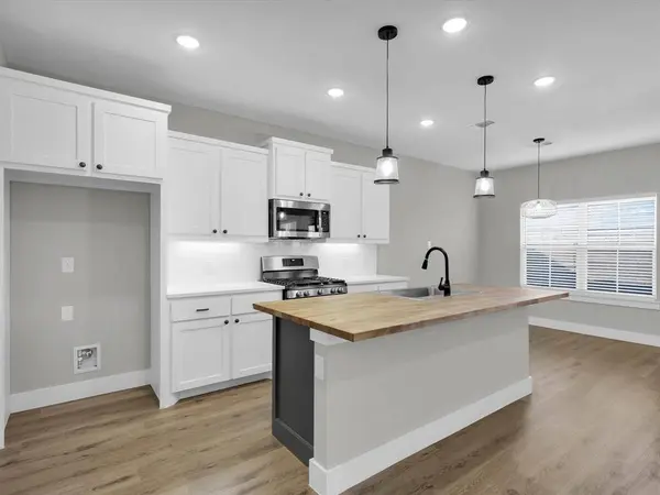 4905 Sweetbay Road, Sherman, TX 75092