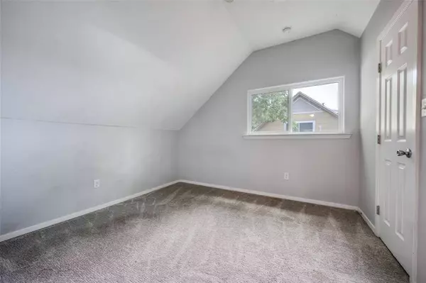 3404 Sunnydale Lane, Denton, TX 76209