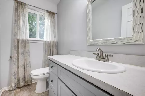 3404 Sunnydale Lane, Denton, TX 76209