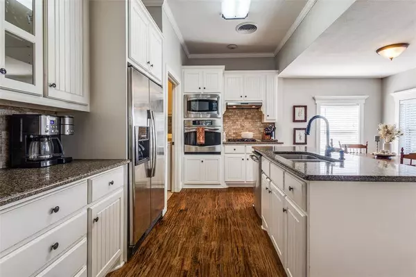 1009 W 7th Street, Justin, TX 76247