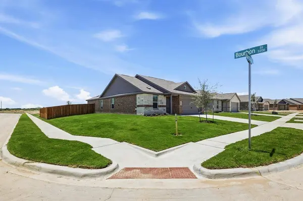 2201 Marshall Drive, Joshua, TX 76058
