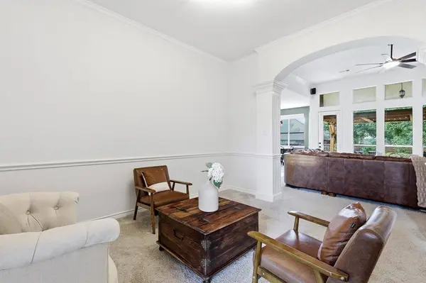 115 Honeysuckle Drive, Justin, TX 76247