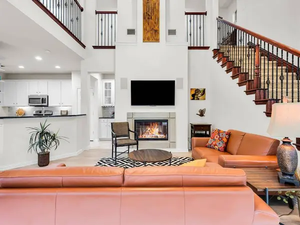 4344 Kestrel Way, Carrollton, TX 75010