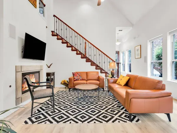 4344 Kestrel Way, Carrollton, TX 75010