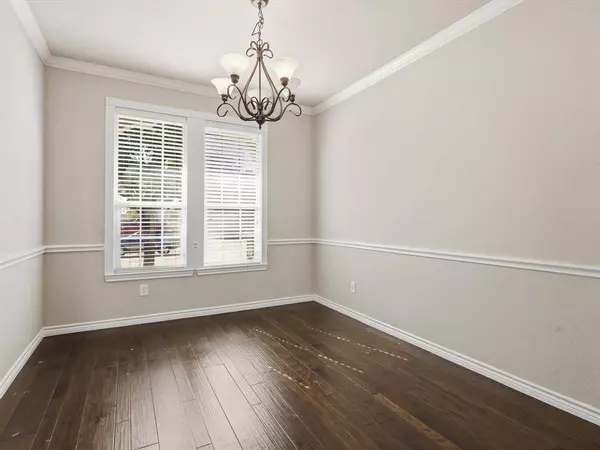 2731 Safe Harbor Drive, Lewisville, TX 75056