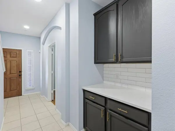 2126 Mcparland Court, Carrollton, TX 75006